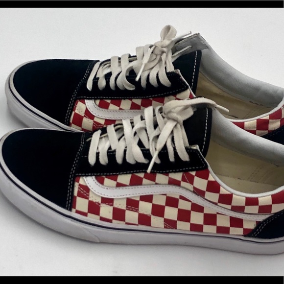Vans men’s size sneakers red & white checkered - Picture 3 of 10
